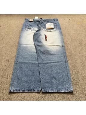 Vintage Y2K Deadstock Baggy Faded Akademiks Jeans with a sick design